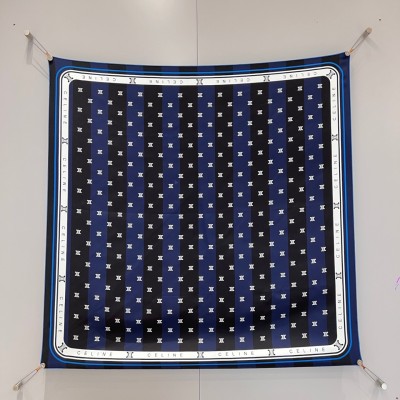 셀린느 CELINE 트리오페 패턴 실크 스카프 90x90cm 100% 실크