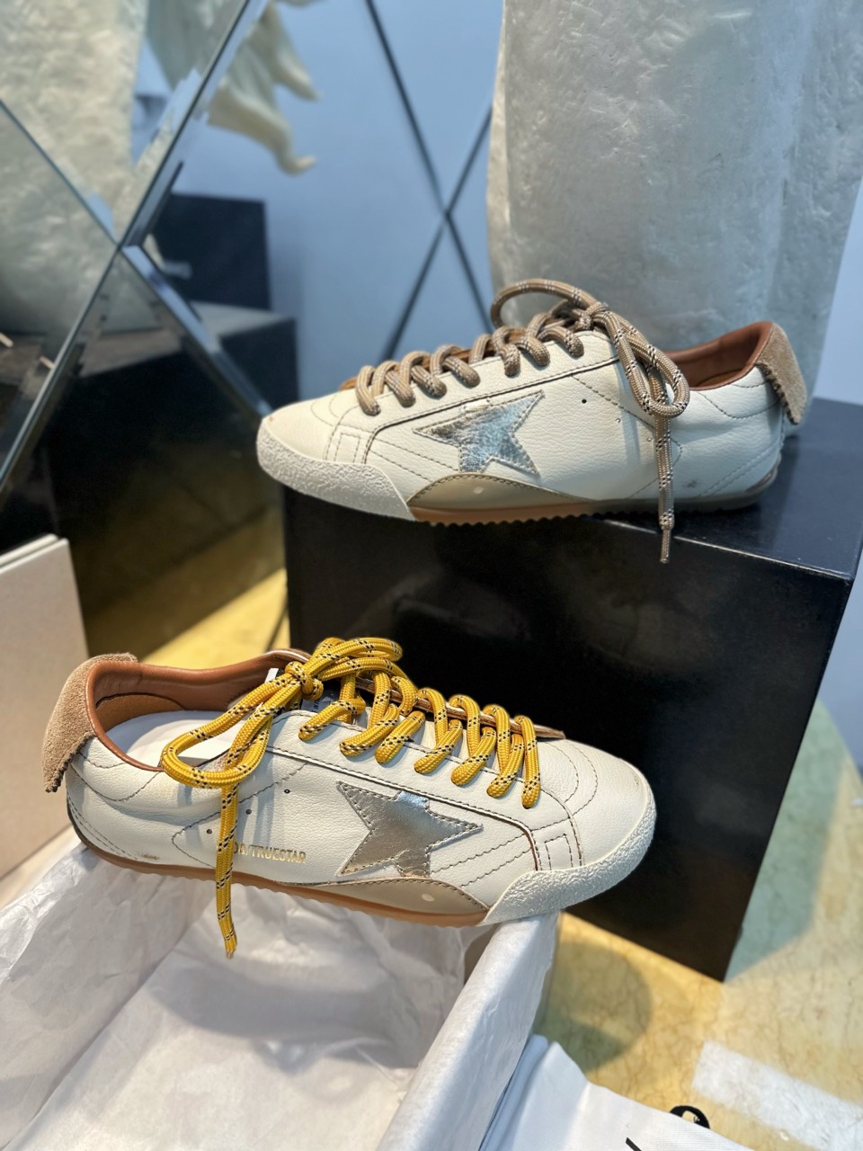 골든구스 GOLDEN GOOSE 트루 스타 10834 로우탑 가죽 트레이너 35~40 #해피샵